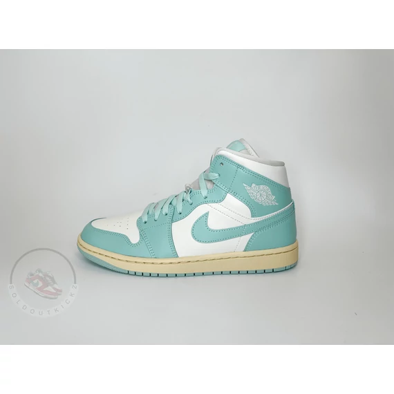 Air Jordan 1 Mid 'Light Dew'