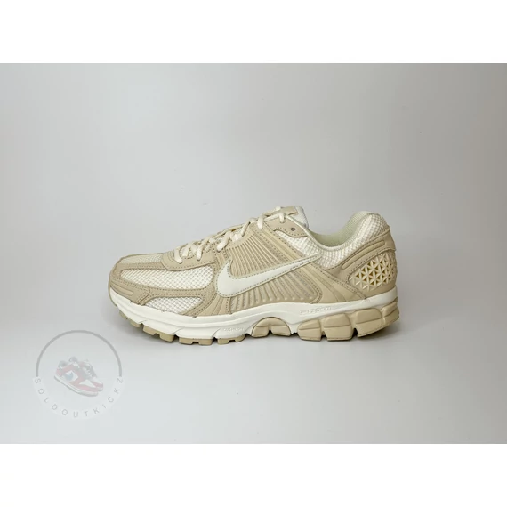 Nike Vomero 5 'Beach Light Kahki'