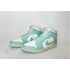 Kép 2/4 - Air Jordan 1 Mid 'Light Dew'