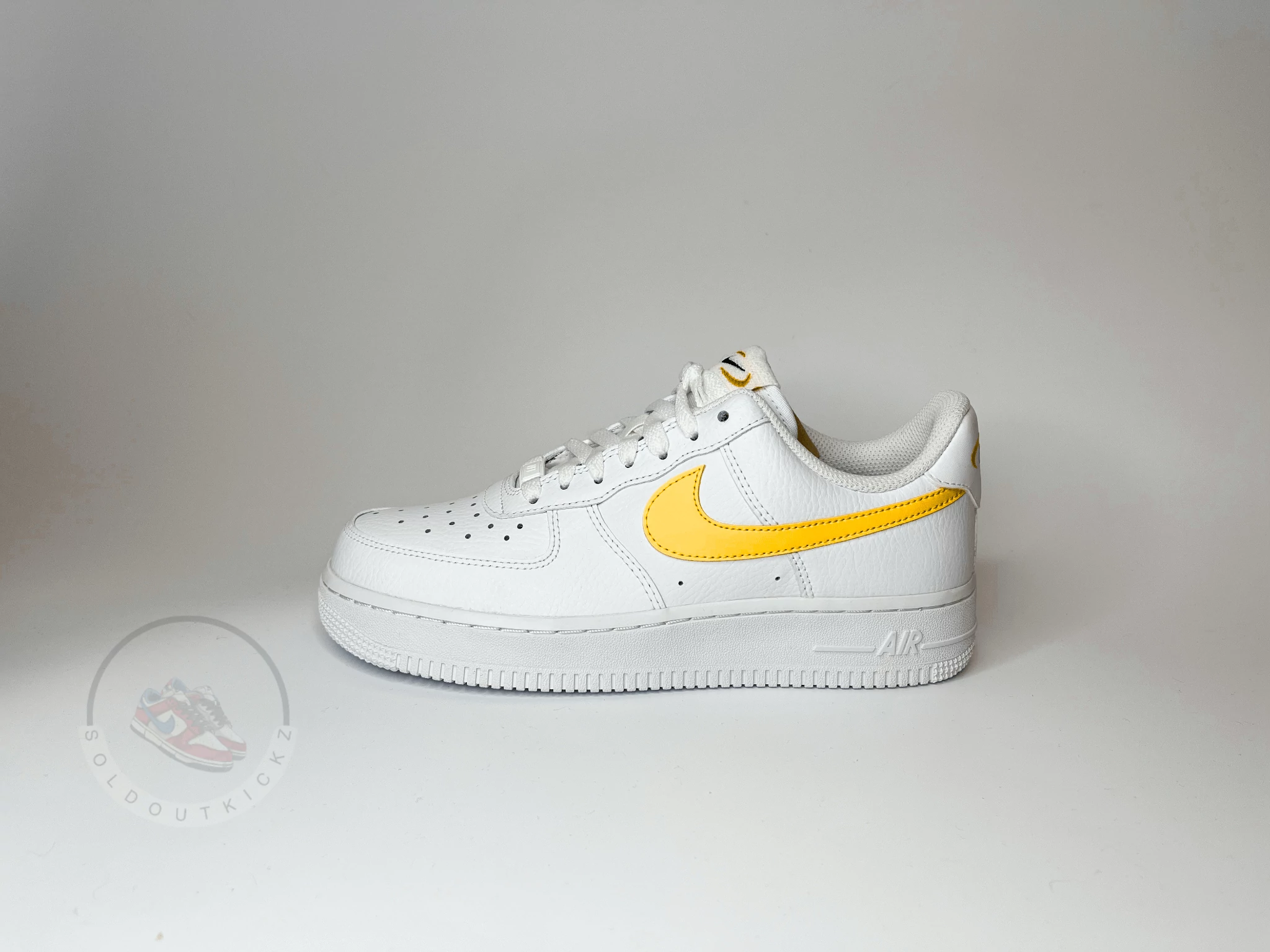 Nike Air Force 1 'Melon Tint'